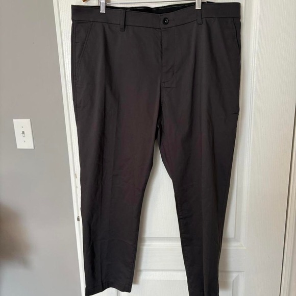 Grey Nike golf pants with a straight leg fit‎ 40x30 - Picture 1 of 8